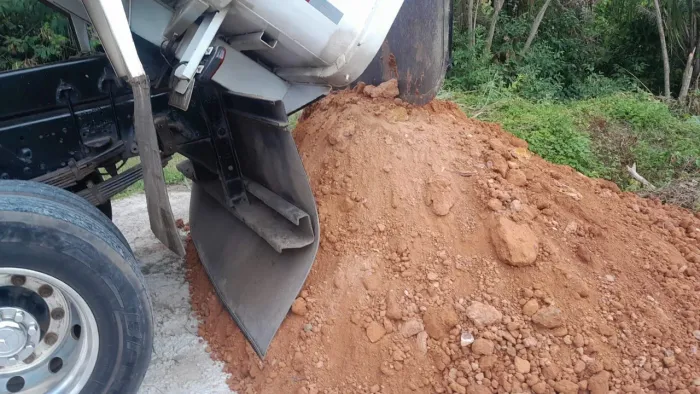 Carrada de Barro na Promoção