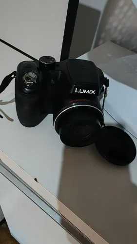 Máquina fotográfica Panasonic 