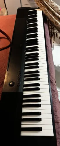 PIANO CASIO 88 TECLAS valor negociável