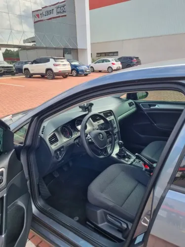 Volkswagen Golf Comfortline 1.0 TSI Total Flex Mec. 2017