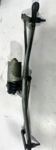 GOL/ PARATI/ SAVEIRO G2/ G3/ G4 GALHADA MOTOR LIMPADOR PARABRISA 377955221B