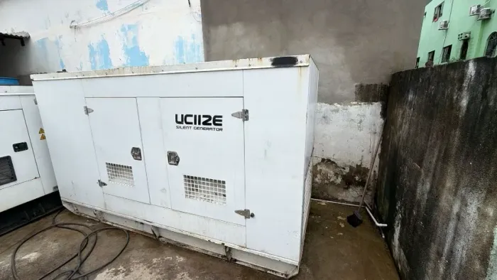 Gerador 135/100 kVA (135kVA/100kVA) 2012