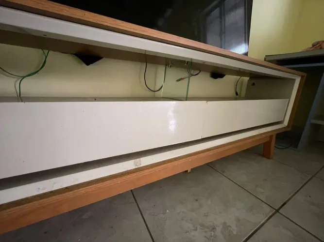 Rack com Painel em bom estado