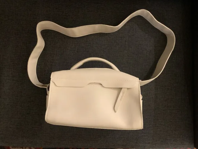 BAG LOLLA - Bolsa versátil -off white linda , praticamente nova usada 1x 