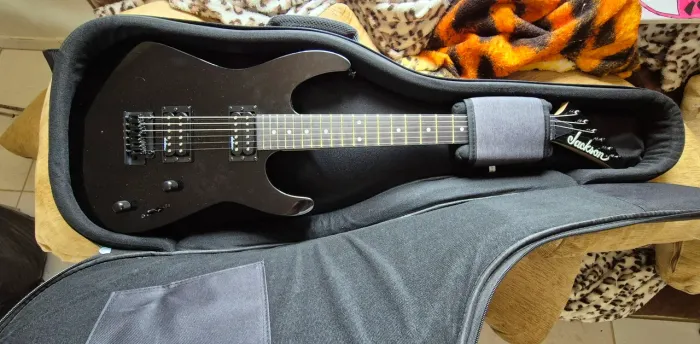 Kit guitarra Jackson e case
