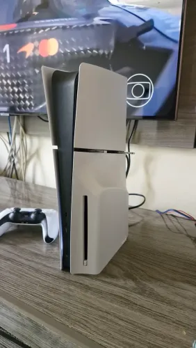Ps5 slim midia física com garantia pego seu game como parte pagamento