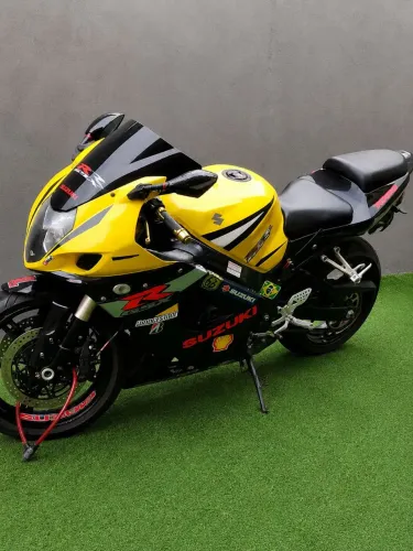 Vendo Moto sRad 1000 Cilindradas 