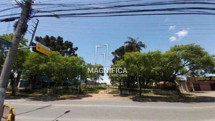 Maravilhoso terreno no Pinheirinho com 7.522 de area, sem benfeitorias,