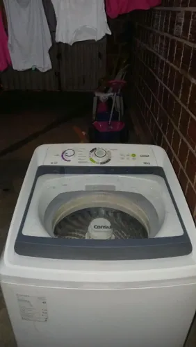 Vende se máquina Cônsul