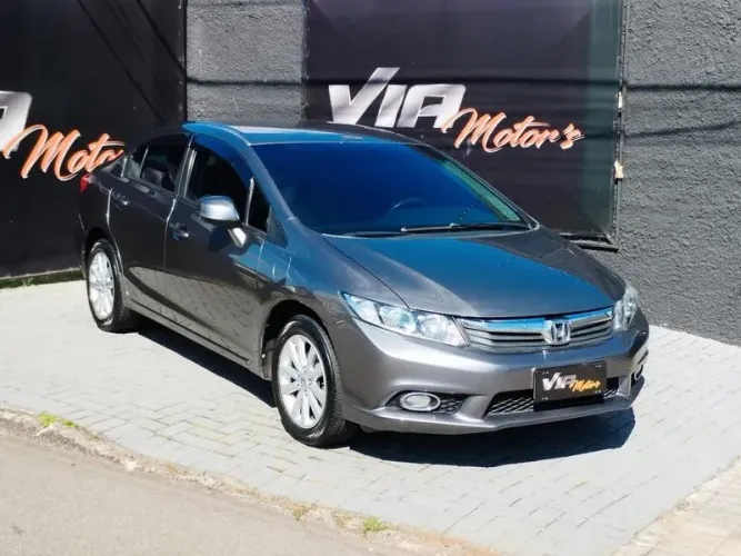 Honda Civic Sedan LXS 1.8/1.8 Flex 16V Mec. 4P 2014