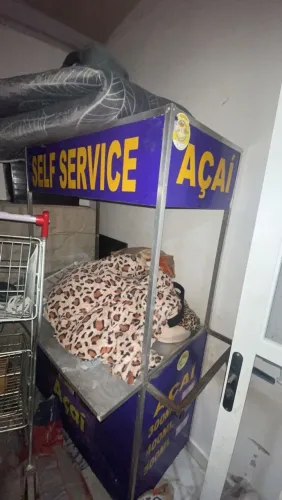 Vendo barraca de açaí 