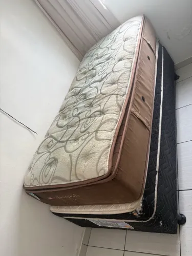 Cama box solteiro + colchão 