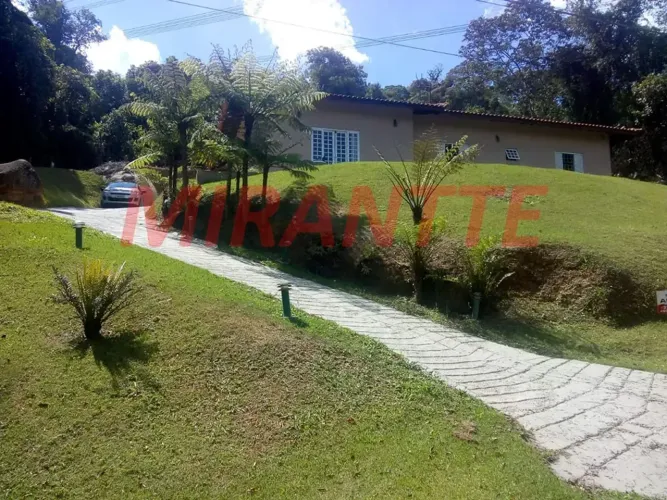Térrea para venda tem 400 metros quadrados com 4 quartos em Santa Inês - Caieiras - SP
