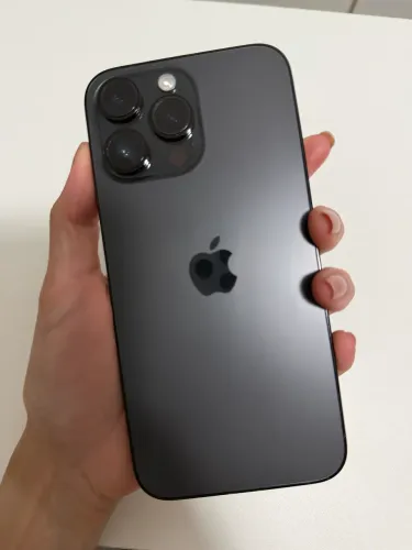 iPhone 14 Pro Max, 128 GB, excelente estado.