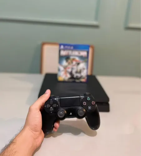 Vendo ps4 slim