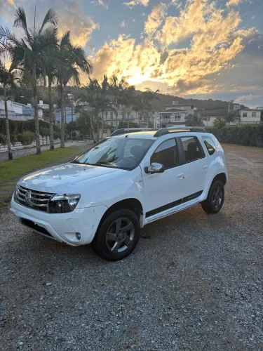 Renault Duster Techroad 2.0 Hi-flex 16V Aut. 2014