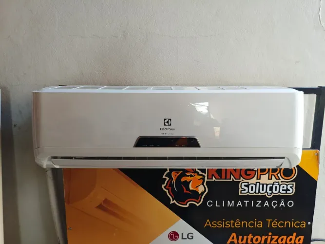 Ar Condicionado Electrolux Convencional Só Frio 12.000 Btuh (VI12F)