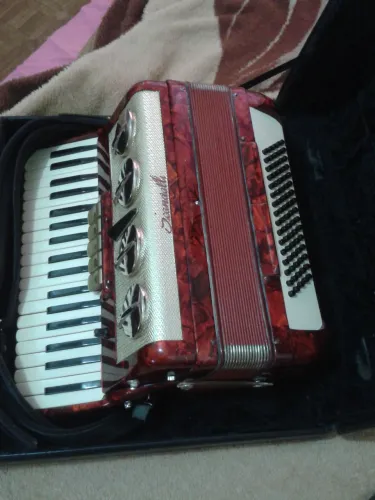 Acordeon Scandalli Italiano à Venda