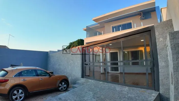 Casa 03 quartos na Arniqueiras, Condomínio Fechado, Finao Acabamento, Sobrado, área gourme