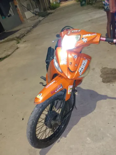 Vendo moto Crypton 115 kitada e selada tudo certinho revisão feita moto pronta só pra anda