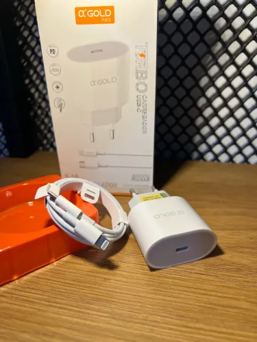 Kit Carregador Turbo Linha Premium Compativel C/Iphone, Cabo Usb-C-Lightning