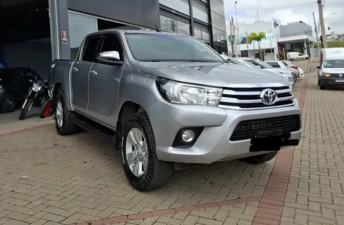 Toyota Hilux CD SRV 4X4 2.8 TDI Diesel Aut. 2018