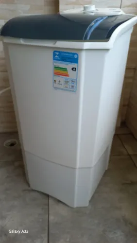 Tanquinho Britânia (10 kilos)127 volts.
