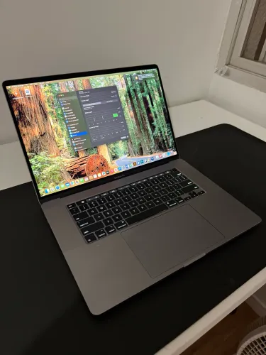 macbook pro i7 2019