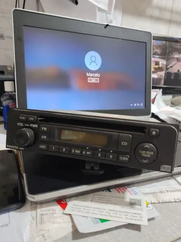 Auto rádio com toca CD Toyota original corolla