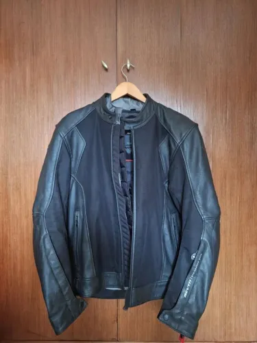 Jaqueta Revit Ignition 3. Couro e Mesh. Motociclista