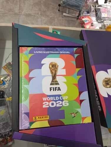 Álbum de figurinhas com 40 envelope 340,00