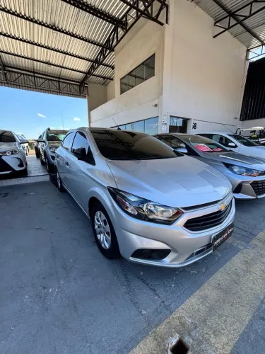 Chevrolet Onix JOY Hatch 1.0 8V Flex Mec. 4P 2020