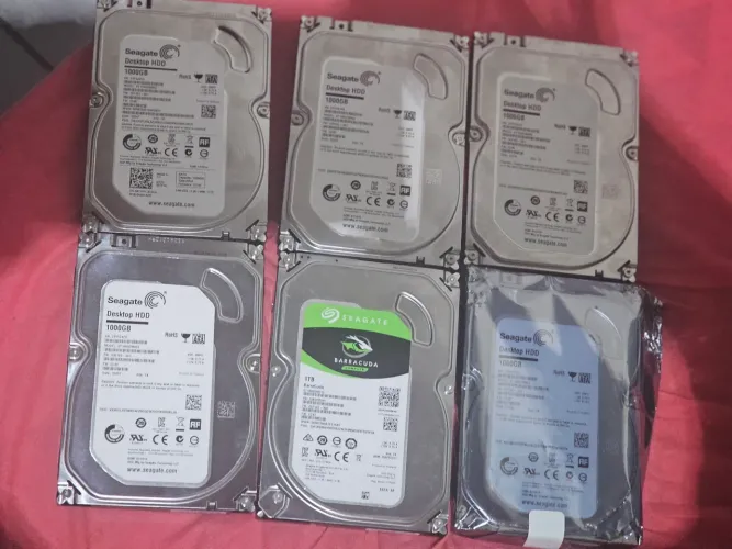 7 HD 2 Tera Seagate e 6 HD 1 TERA SEAGATE
