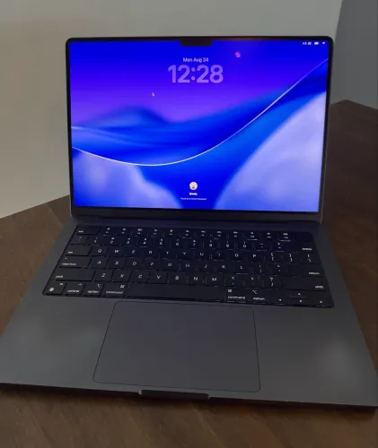 MacBook Pro M4 Max 64gb Nano 1Tb