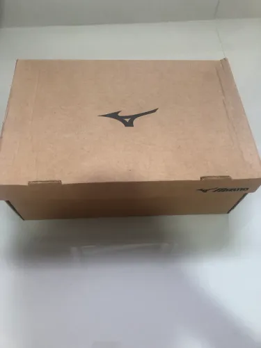 Tênis Mizuno original nunca usado tamanho 41