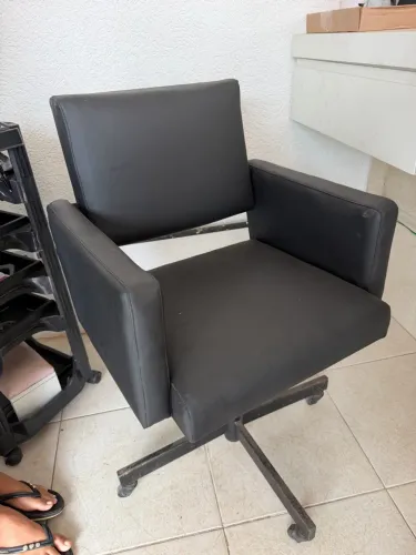 Vendo cadeira pra salão