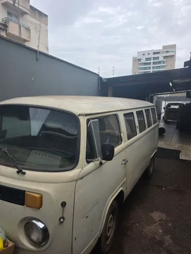 Volkswagen Kombi Standard/ Luxo/ Serie Prata 1995
