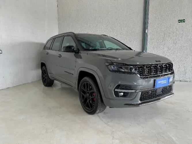 Jeep Commander Black Hurricane 2.0 4X4 TB AUT 2025