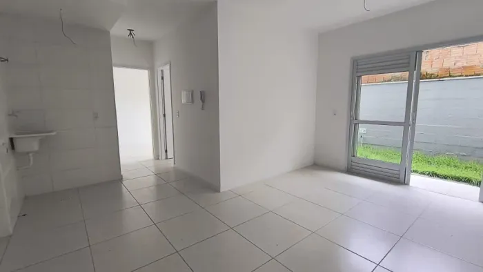APARTAMENTO TERREO GARDEN PARA LOCAÇÃO EM CONDOMÍNIO FECHADO