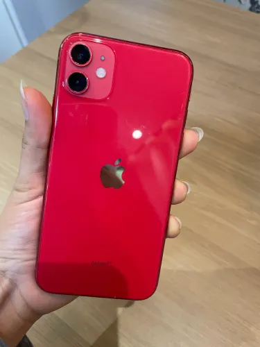 iPhone 11 - 256GB Red Edition | Apple