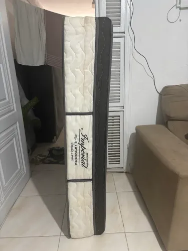 Cama casal nova