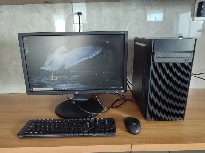 Computador desktop core i3 ler a descrição!