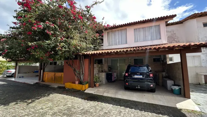 Casa em Condomínio | 3 Quartos | 1 Suíte | Closet | 2 Vagas | Energia Solar