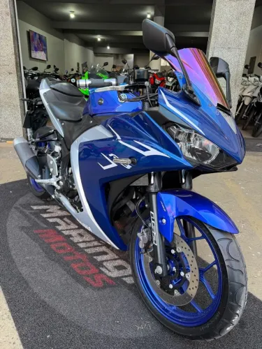 YAMAHA YZF R3 2018 BAIXO KM - NA MARINGÁ MOTOS