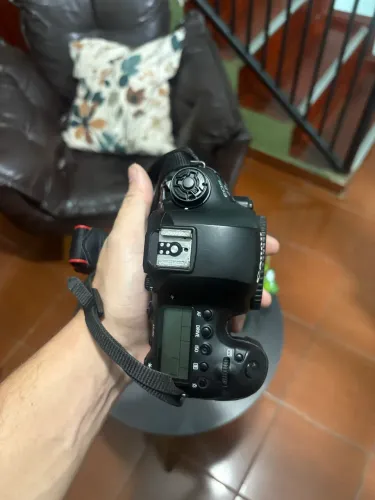 Câmera Canon 6d Mark ii