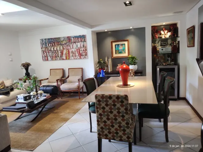 CASA À VENDA CONDOMÍNIO QUATRO RODAS R$ 1.650.000,00 ESPAÇO GOURMET, 4/4 SENDO 3 SUÍTES, J