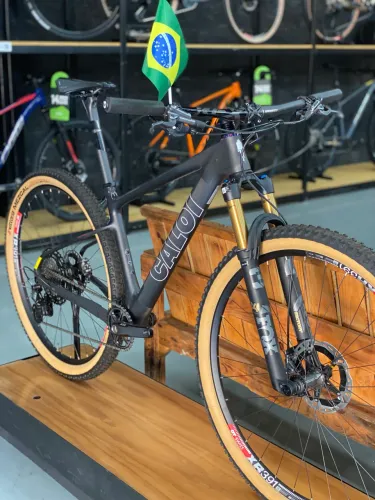 Caloi Elite Carbon Team
