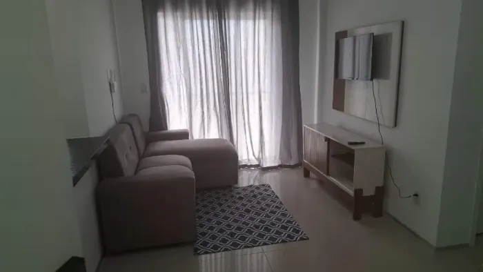 alugamos apartamento mobiliado com ar condicionado no aracagy 5 minutos das praias .