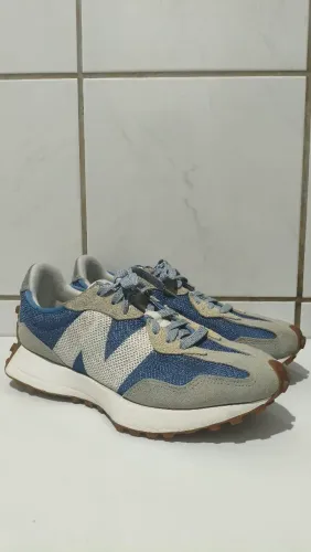 Tênis New Balance 327 - Tamanho 43