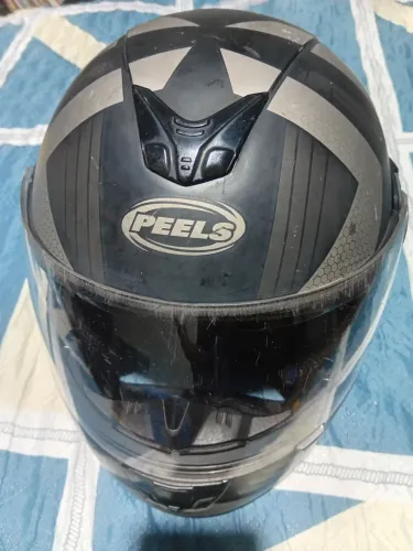 Capacete Peels